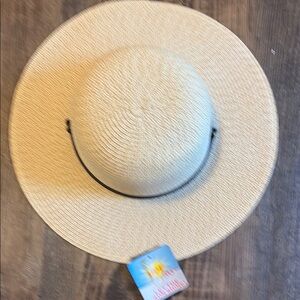 Vera Bradley Beige Straw Sun Hat with Chin Cord